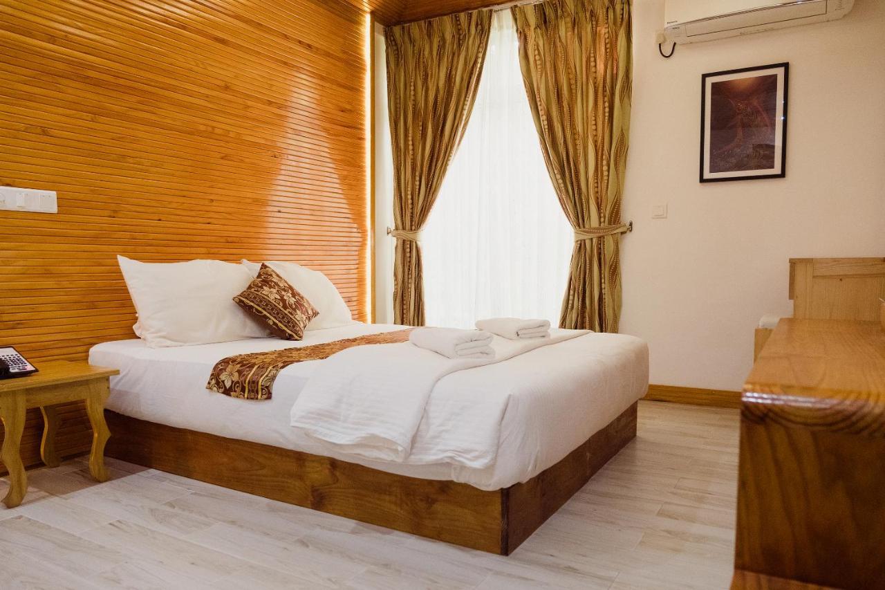 แปร์ลา ดาเกที Hotel ธานเกติ ภายนอก รูปภาพ