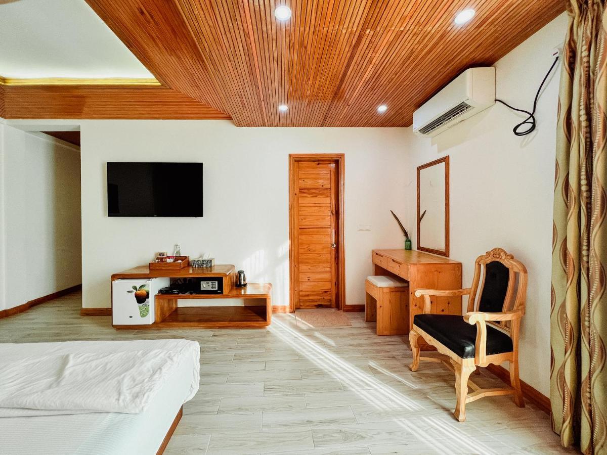 แปร์ลา ดาเกที Hotel ธานเกติ ภายนอก รูปภาพ