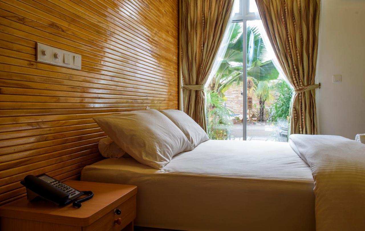 แปร์ลา ดาเกที Hotel ธานเกติ ภายนอก รูปภาพ