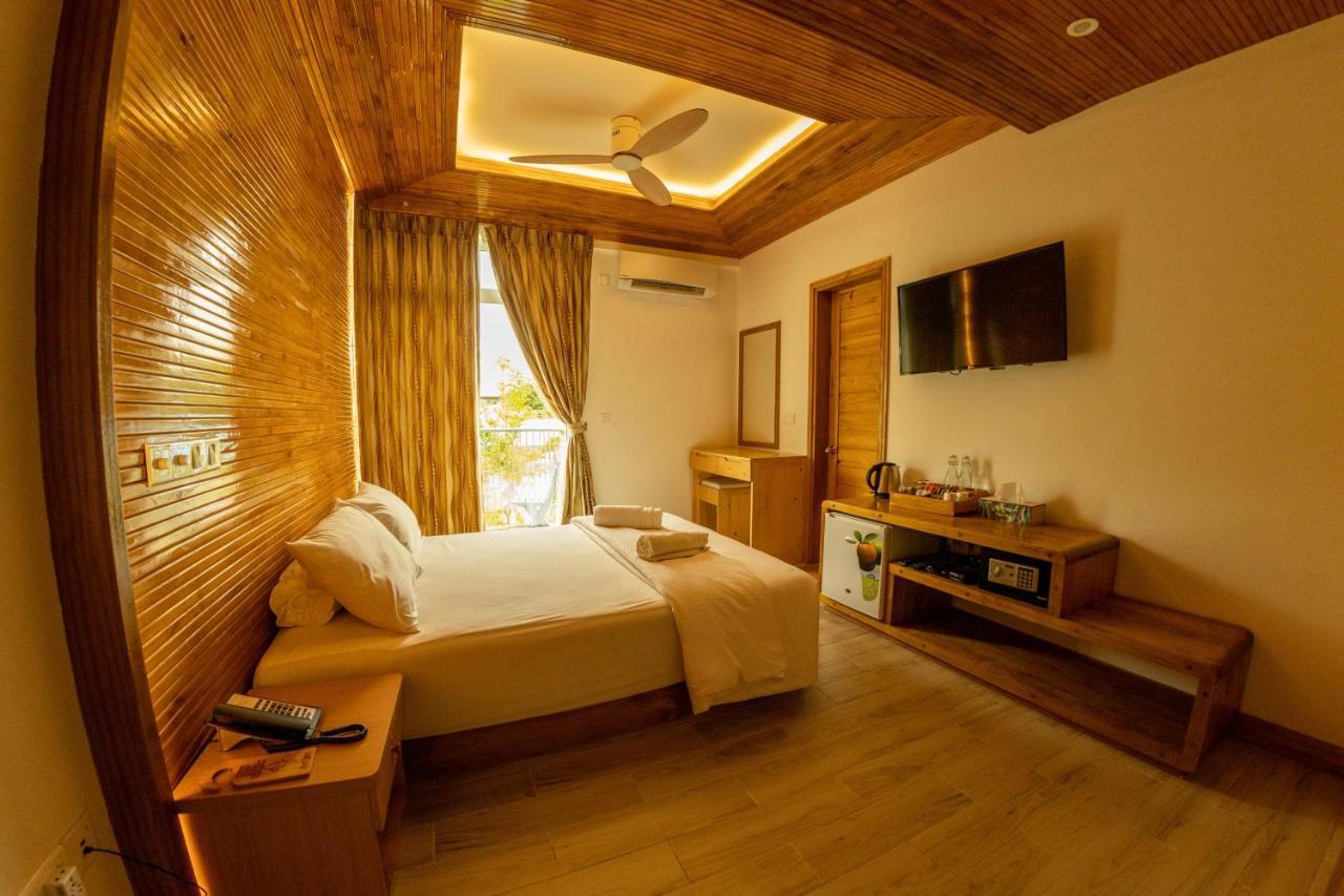 แปร์ลา ดาเกที Hotel ธานเกติ ภายนอก รูปภาพ