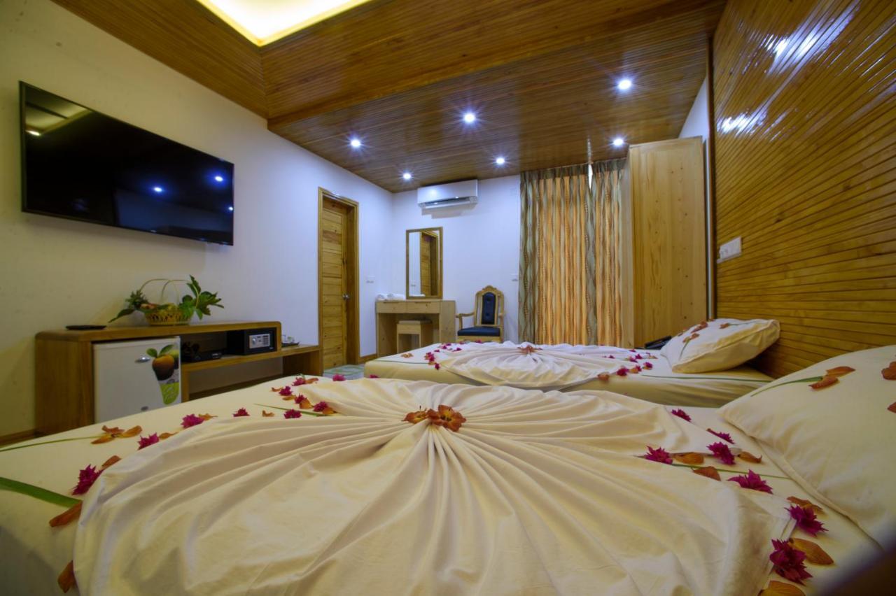 แปร์ลา ดาเกที Hotel ธานเกติ ภายนอก รูปภาพ