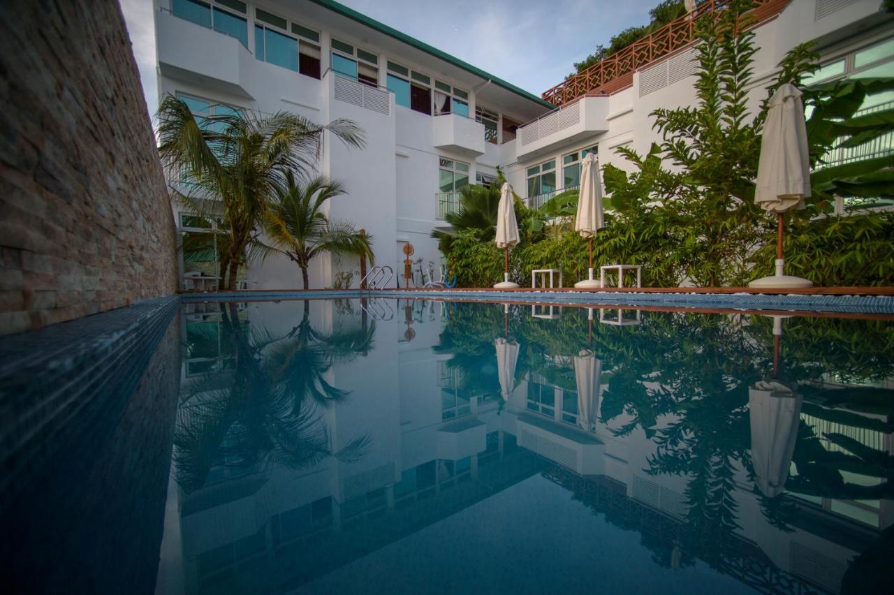 แปร์ลา ดาเกที Hotel ธานเกติ ภายนอก รูปภาพ